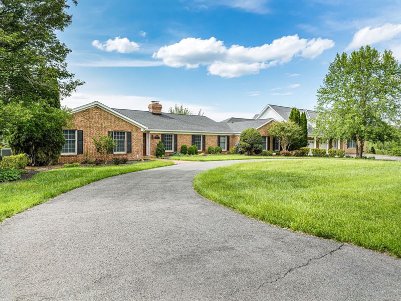 Loudoun Co 5.6 Acres, House & Barn : Hamilton : Loudoun County : Virginia