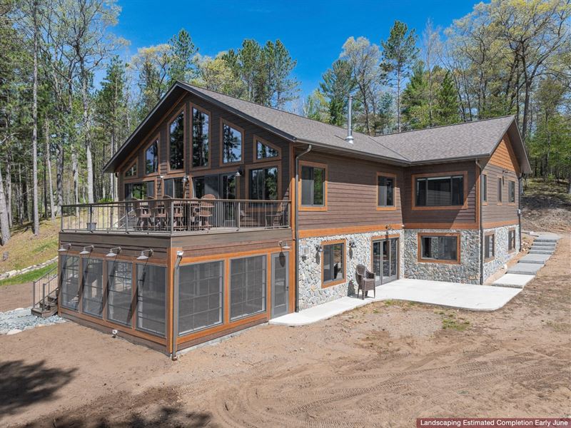 Buckatabon Lake Home : Conover : Vilas County : Wisconsin