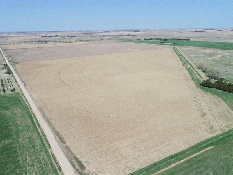 181 Acres, Brown County Pivots : Ainsworth : Brown County : Nebraska