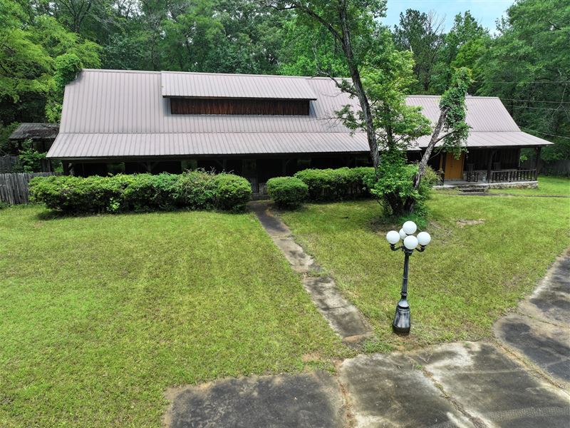 A Home On 4 Acres in Lowndes County : Caledonia : Lowndes County : Mississippi
