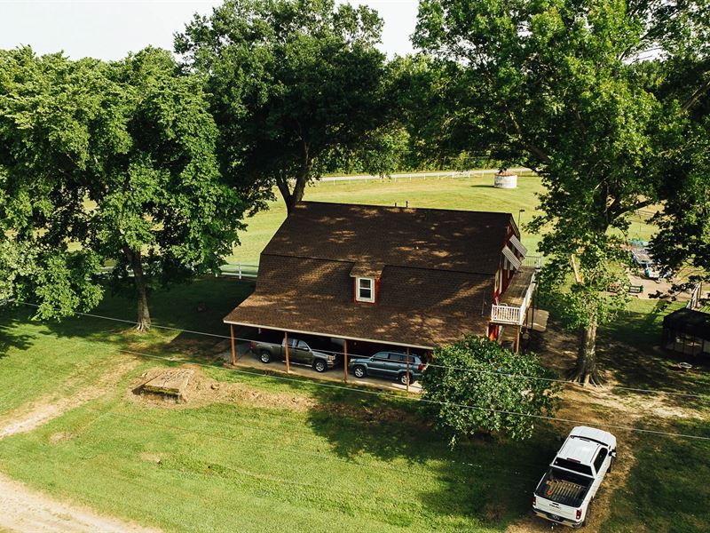 28.32 Acres with A Barndominium : Flora : Madison County : Mississippi