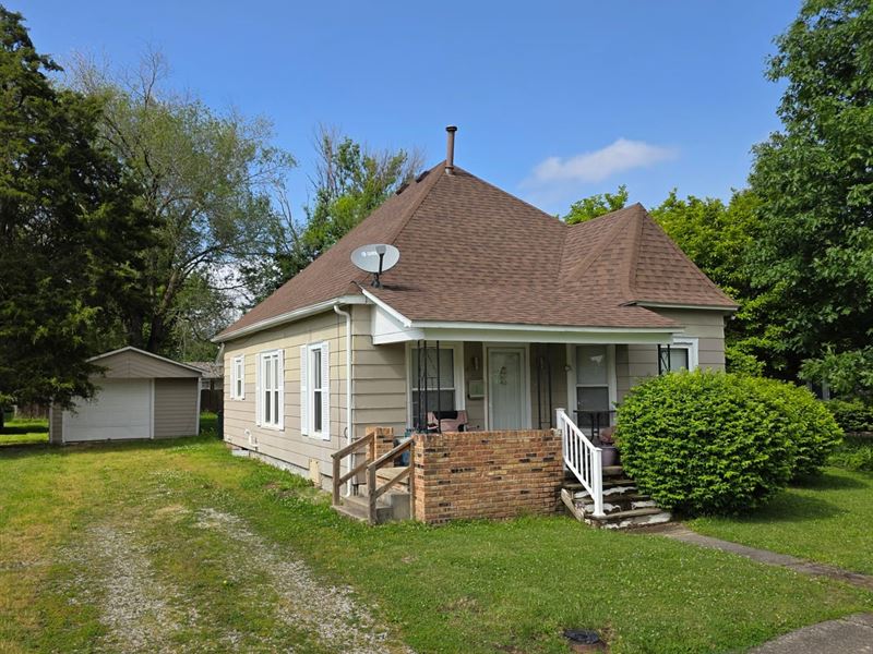 2 Bed 1 Bath Home for Sale Georgeto : Georgetown : Vermilion County : Illinois