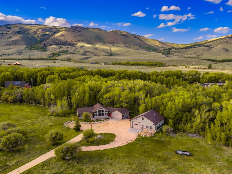 Mountain Valley Getaway : Centennial : Albany County : Wyoming
