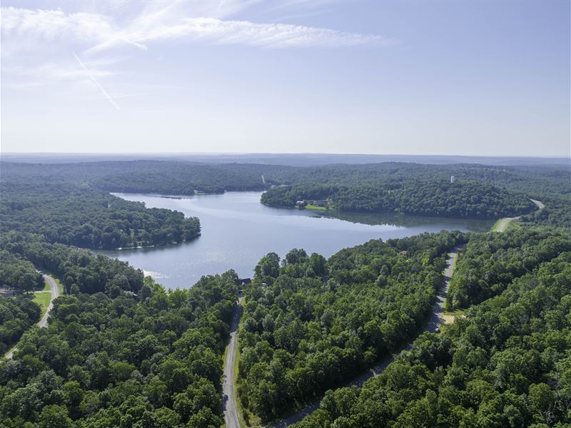 Your Backdeck Can Overlook The Lake : Horseshoe Bend : Izard County : Arkansas