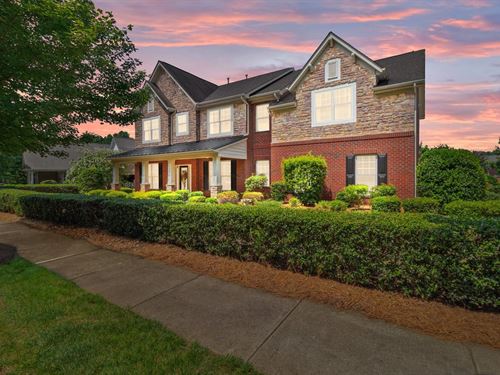 4Bd/3.5Ba Home, 126 Northbridge Dr : Mooresville : Iredell County : North Carolina