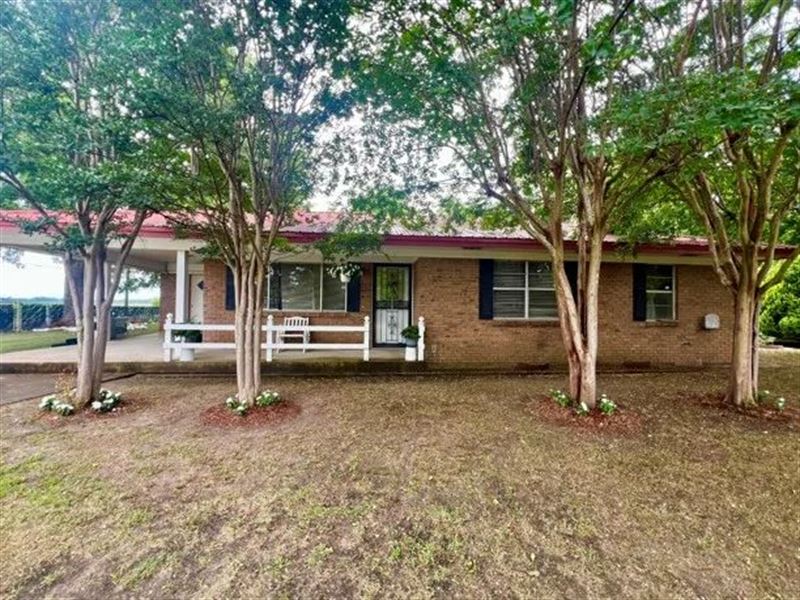 Home in Bolivar County At 50 Stanto : Cleveland : Bolivar County : Mississippi