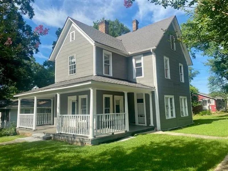 400 Burke Ave McComb, MS 39648 : McComb : Pike County : Mississippi