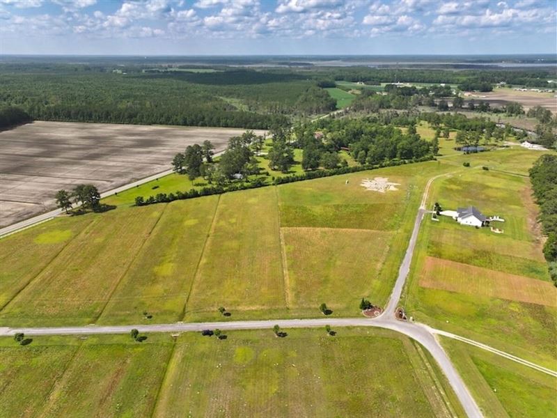 2.26 Acres of Residential Land : Belhaven : Beaufort County : North Carolina