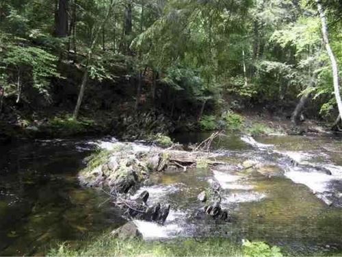 Exceptional Waterfront Retreat : L'anse : Baraga County : Michigan