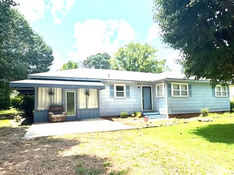 Home in Sunflower County At 221 : Ruleville : Sunflower County : Mississippi