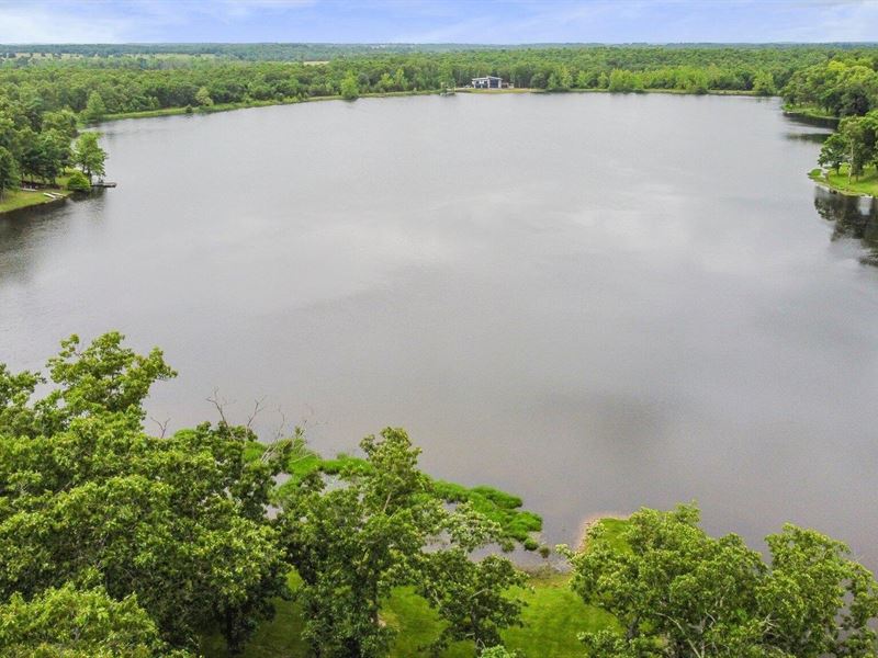 Lakefront Lot on Arrowhead Lake : West Plains : Howell County : Missouri