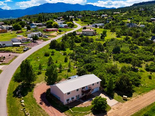 Beautiful Home with Mountain Views : Colorado City : Pueblo County : Colorado