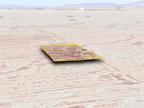 Peaceful Scenery Lot : Lancaster : Los Angeles County : California