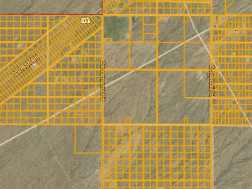 Where Route 66 Meets Freedom : Golden Valley : Mohave County : Arizona