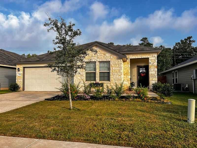 310 Comal Drive, Rental, Huntsvil : Huntsville : Walker County : Texas