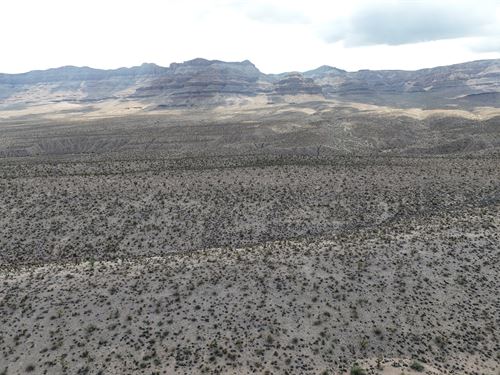 1.25 Acres in Arizona : Meadview : Mohave County : Arizona