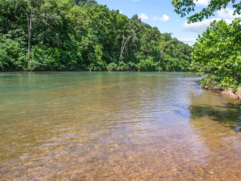 River Property Blue Ribbon Landing : Pottersville : Ozark County : Missouri