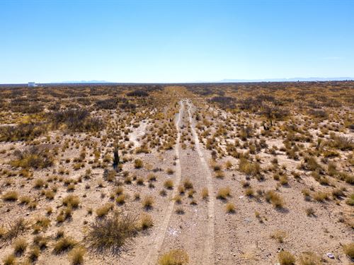 Build & Camp Near El Paso TX No HOA : Clint : El Paso County : Texas