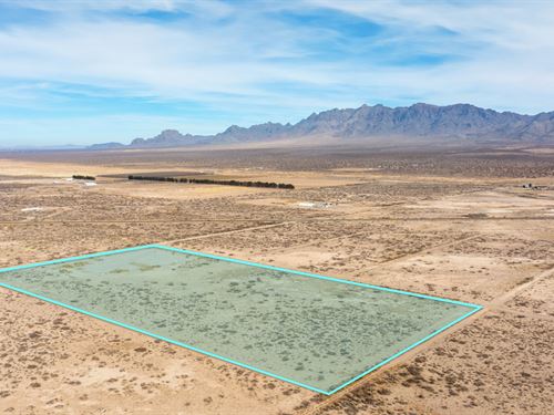 19 Acre Corner Lot w Mountain Views : Deming : Luna County : New Mexico