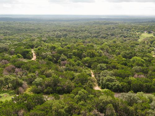 8.67 Acres in Hays County : San Marcos : Hays County : Texas