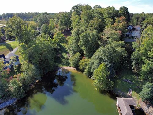 Breathtaking Views of Black Water : Union Hall : Franklin County : Virginia