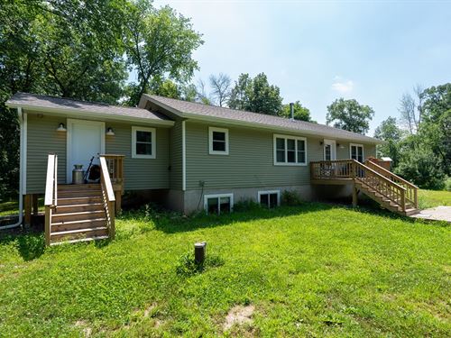 6.02 Acres, Home Chippewa County : Chippewa Falls : Chippewa County : Wisconsin