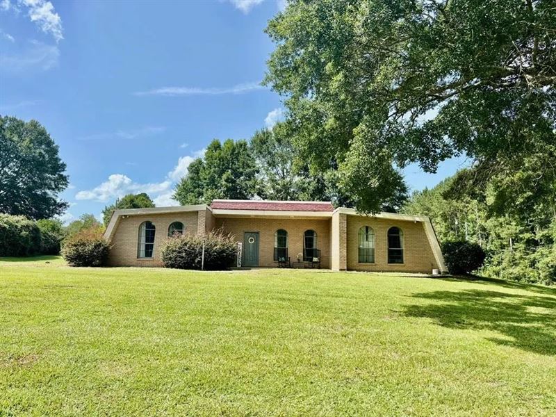 California Style Home for Sale : Tylertown : Walthall County : Mississippi