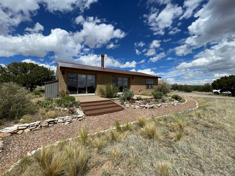 Serene and Tranquil Setting : Corona : Lincoln County : New Mexico