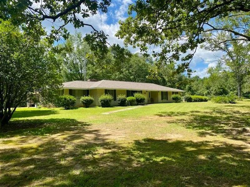 1091 Moaks Creek Rd : Summit : Pike County : Mississippi
