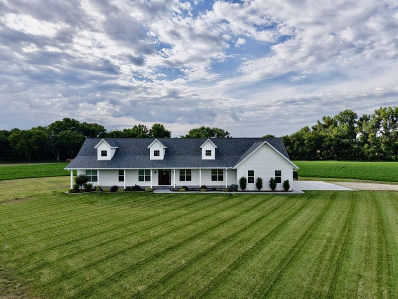 13075 Prairie Lane. Norton : Norton : Norton County : Kansas