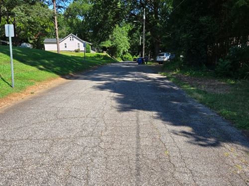 .14Ac Lot, 537 Falls Street St : Statesville : Iredell County : North Carolina