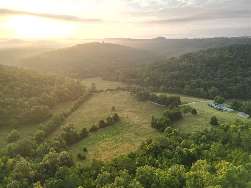 Lost Hollow Lodge : Monticello : Wayne County : Kentucky