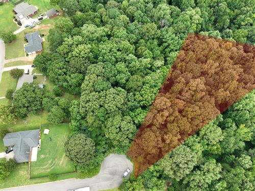 Beautiful 1.3 Acre Lot in Prattvill : Prattville : Autauga County : Alabama