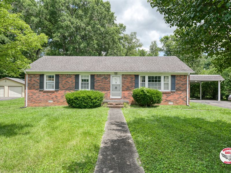 Home & Lot : Cookeville : Putnam County : Tennessee