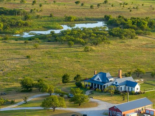 Farmhouse Ranch : Graham : Young County : Texas