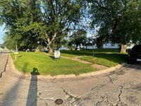 Lot 1, Bloomfield, Nebraska : Bloomfield : Knox County : Nebraska