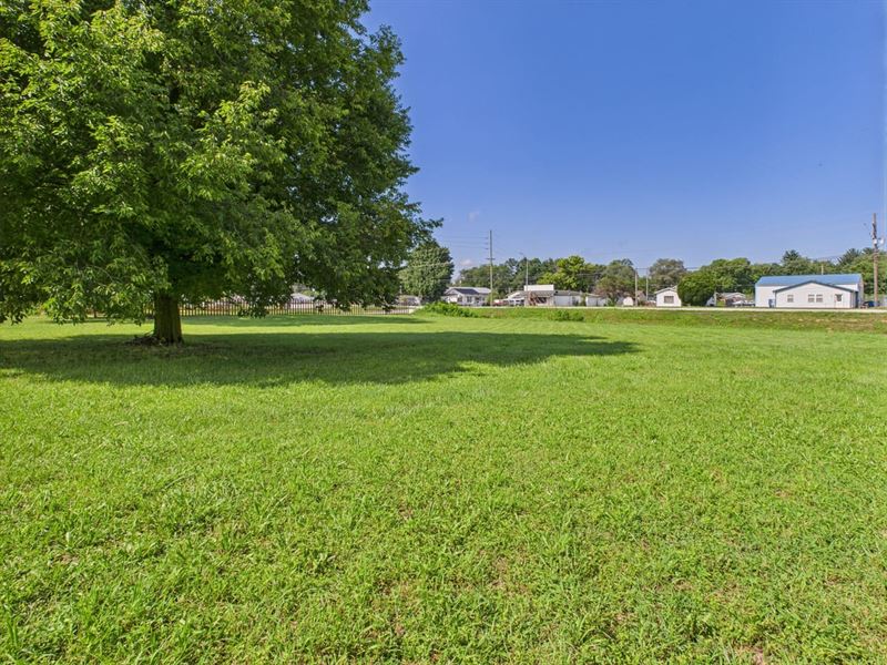 703 N Fruitridge Avenue : Terre Haute : Vigo County : Indiana