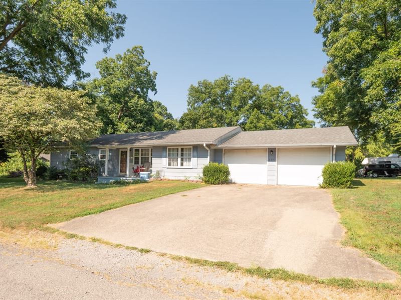 Charming 4-Bed, 2-Bath Home in : Scott City : Scott County : Missouri