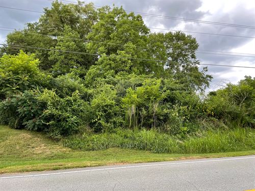 .25 Acres On E. South 2nd Street : Seneca : Oconee County : South Carolina