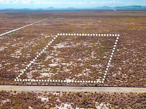 Desert Views Mins to Zapata Falls : Blanca : Costilla County : Colorado