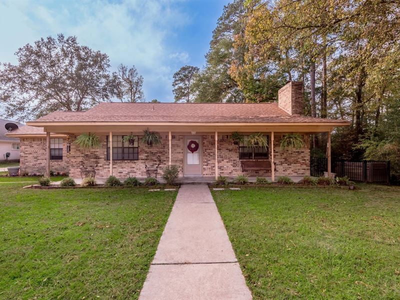 1 Cottonwood, Trinity, Texas : Trinity : Trinity County : Texas