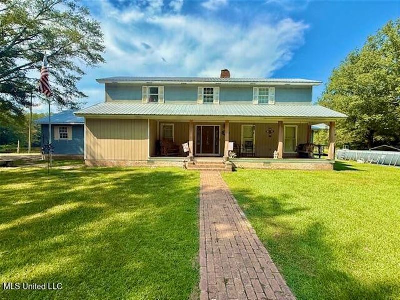Private Retreat on 13.9 Acres : Wesson : Copiah County : Mississippi