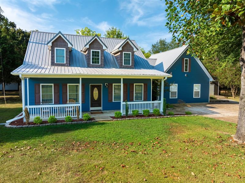 4-Bed 2.5 Bath Pebble Creek Sub, ab : Batesville : Independence County : Arkansas