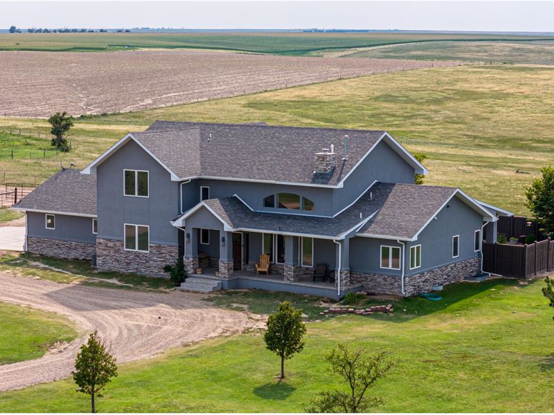 Colorado Plains Getaway-Luxury : Burlington : Kit Carson County : Colorado