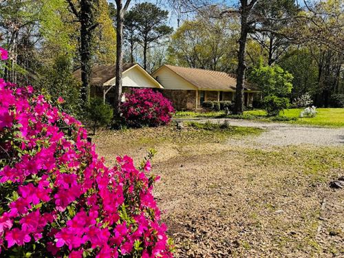 627 Highway 131 : Eufaula : Barbour County : Alabama