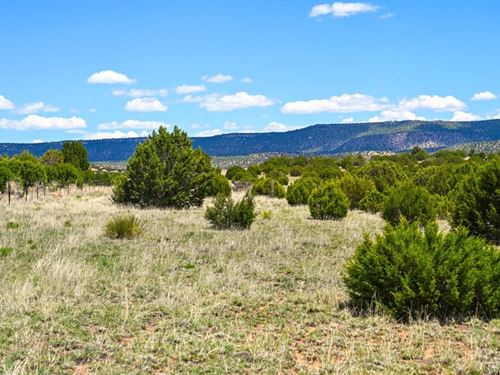 86 AC County Road B27, Los Mantoyas : Las Vegas : San Miguel County : New Mexico