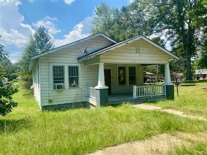 Home At 133 N Live Oak Street, Mcc : McComb : Pike County : Mississippi