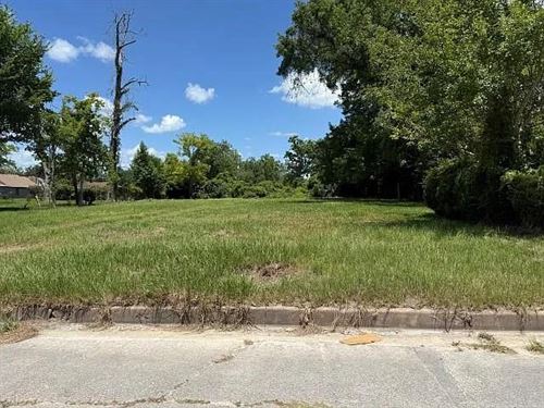 Cleared 0.32 Acre Lot in Beaumont : Beaumont : Jefferson County : Texas