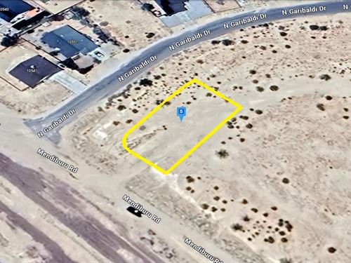 Prime Corner Lot for $653.13 Down : California City : Kern County : California