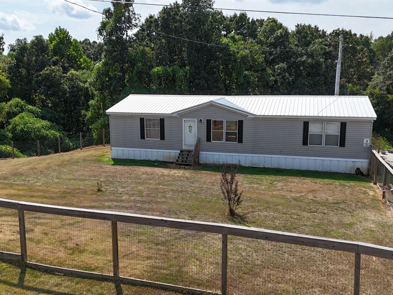 5.4 Acres with A Home in Marshall : Waterford : Marshall County : Mississippi